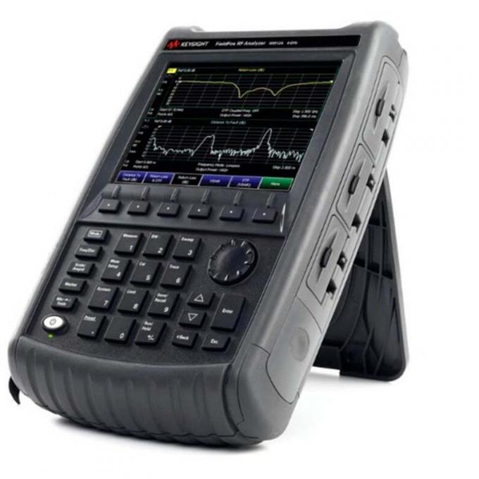 البصر N9961A FieldFox Spectrum Analyzer front view