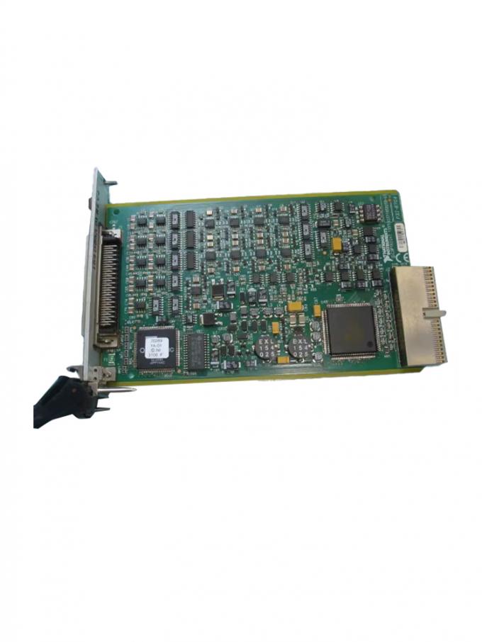 NI PXI-6704 Analog Output โมดูล close-up