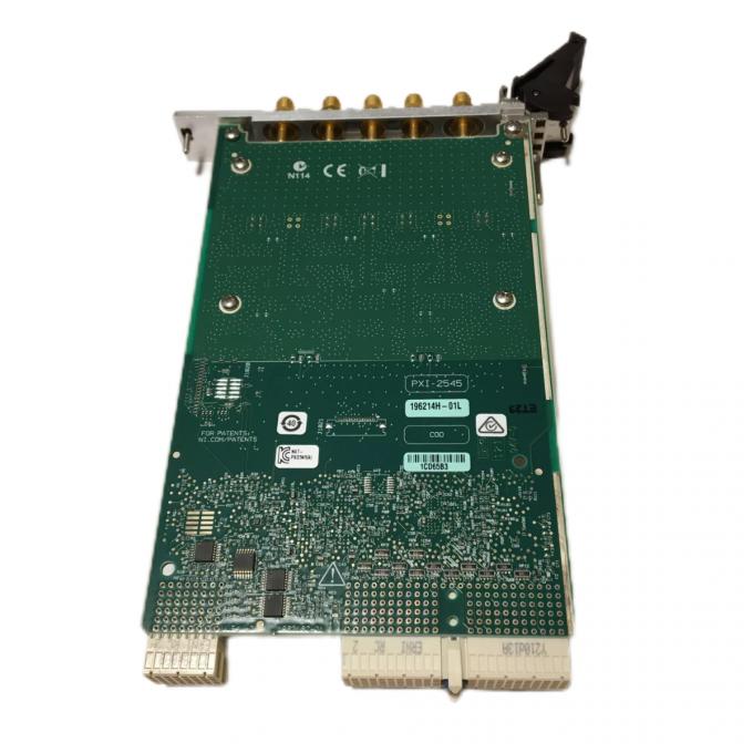 Front view of الصكوك الوطنية PXI-2545 RF Multiplexer Switch Module