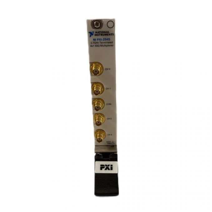 Detailed view of الصكوك الوطنية PXI-2545 RF Multiplexer Switch Module components