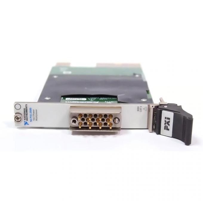 Front view of الصكوك الوطنية PXI-2585 PXI Multiplexer Switch Module