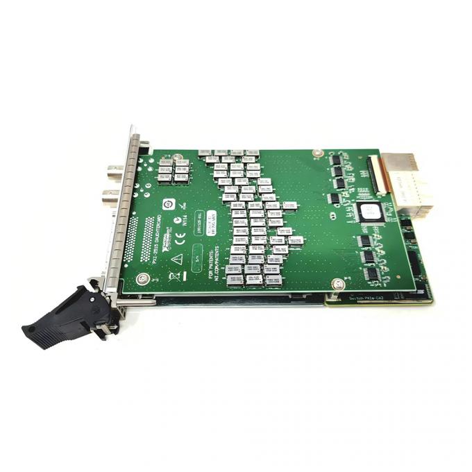 الصكوك الوطنية PXIe-2515 PXI Signal Insertion Switch Module front view