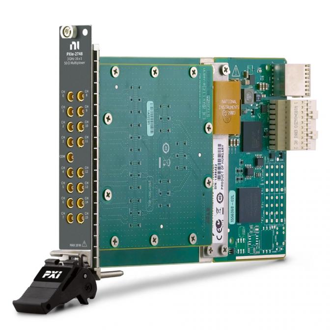 ナショナル・インスツルメンツ PXIe-2748 RF Multiplexer Switch Module side view