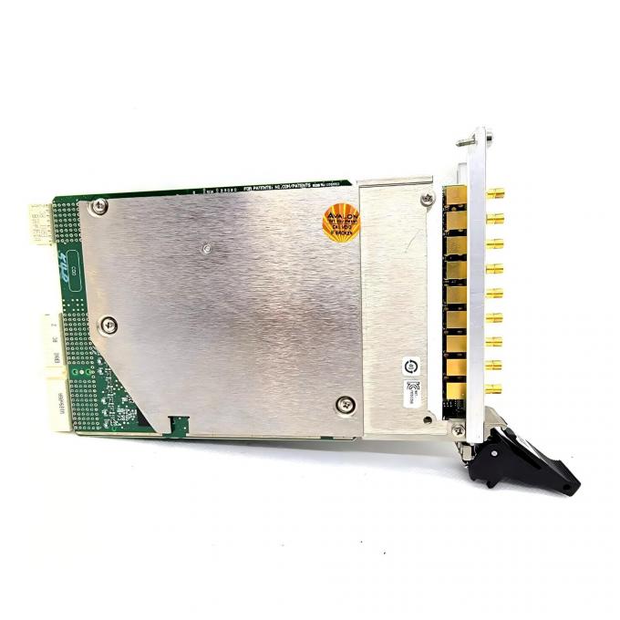 Side view of الصكوك الوطنية PXIe-5105 PXI Oscilloscope showing form factor