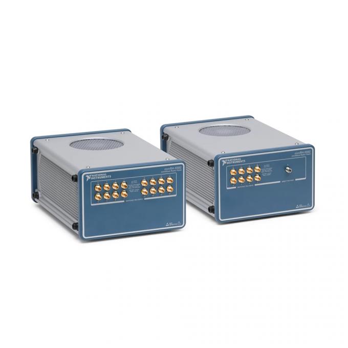 내쇼날인스트루먼트 PXIe-5832 PXI Vector Signal Transceiver side view