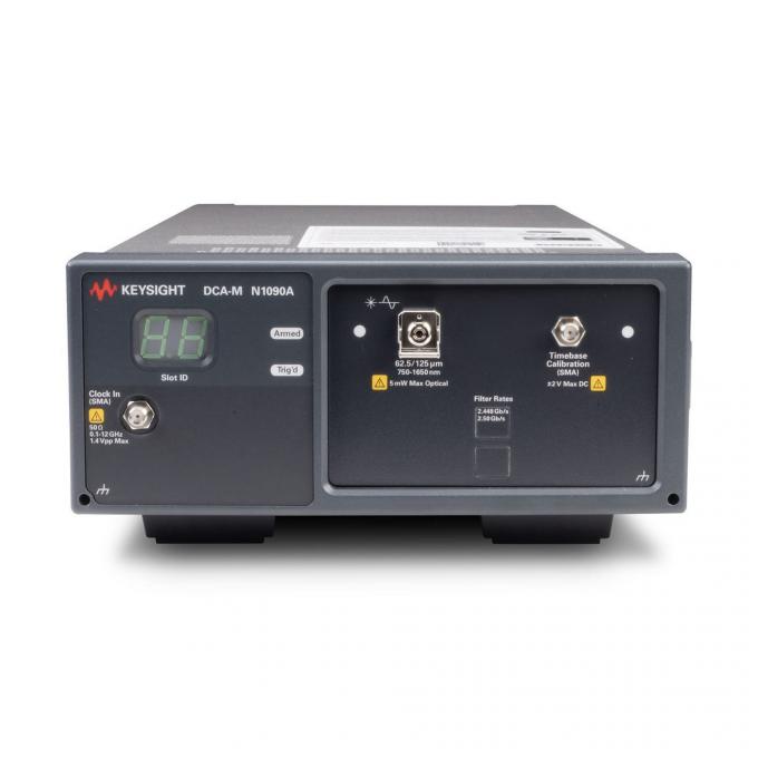 키사이트 N1090A DCA-M Optical Waveform Analyzer front view